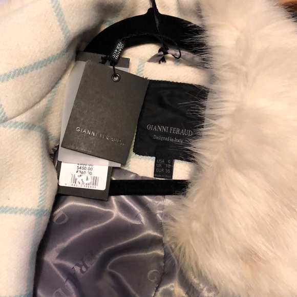 Pea coat Faux Fur Jacket Size 6 (fits a small) - Picture 3 of 3